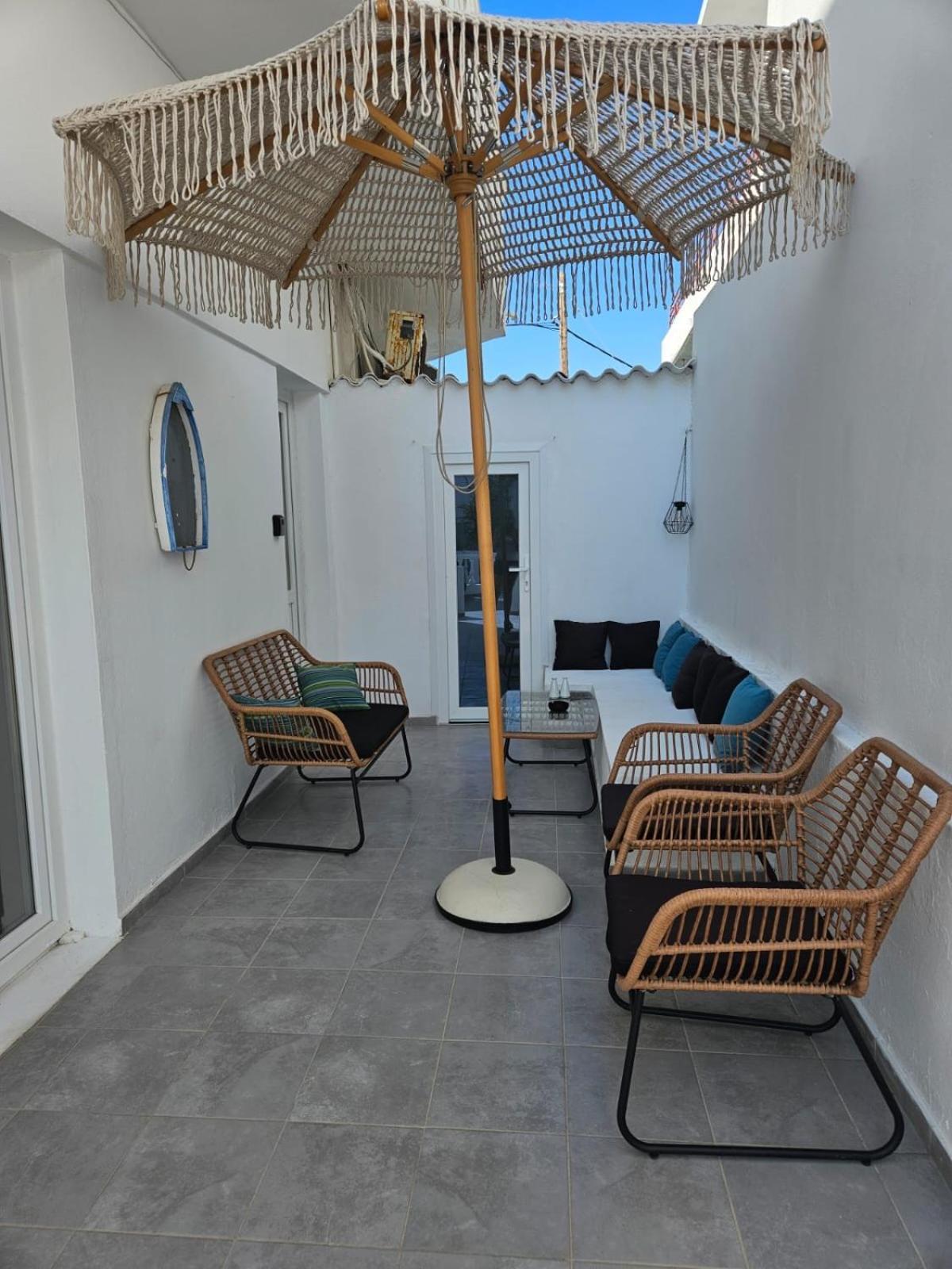 Eris Studios Adamantas  Ngoại thất bức ảnh