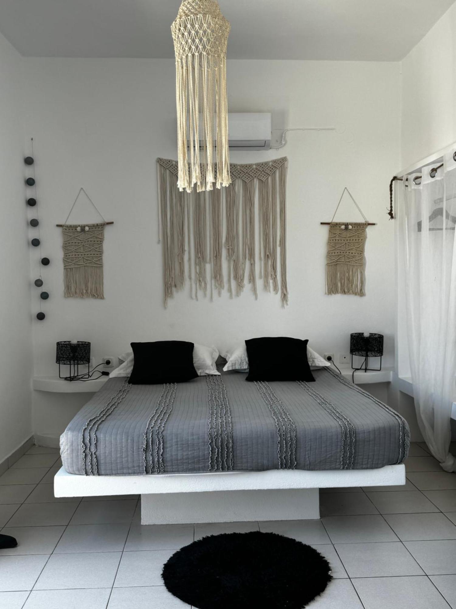 Eris Studios Adamantas  Ngoại thất bức ảnh