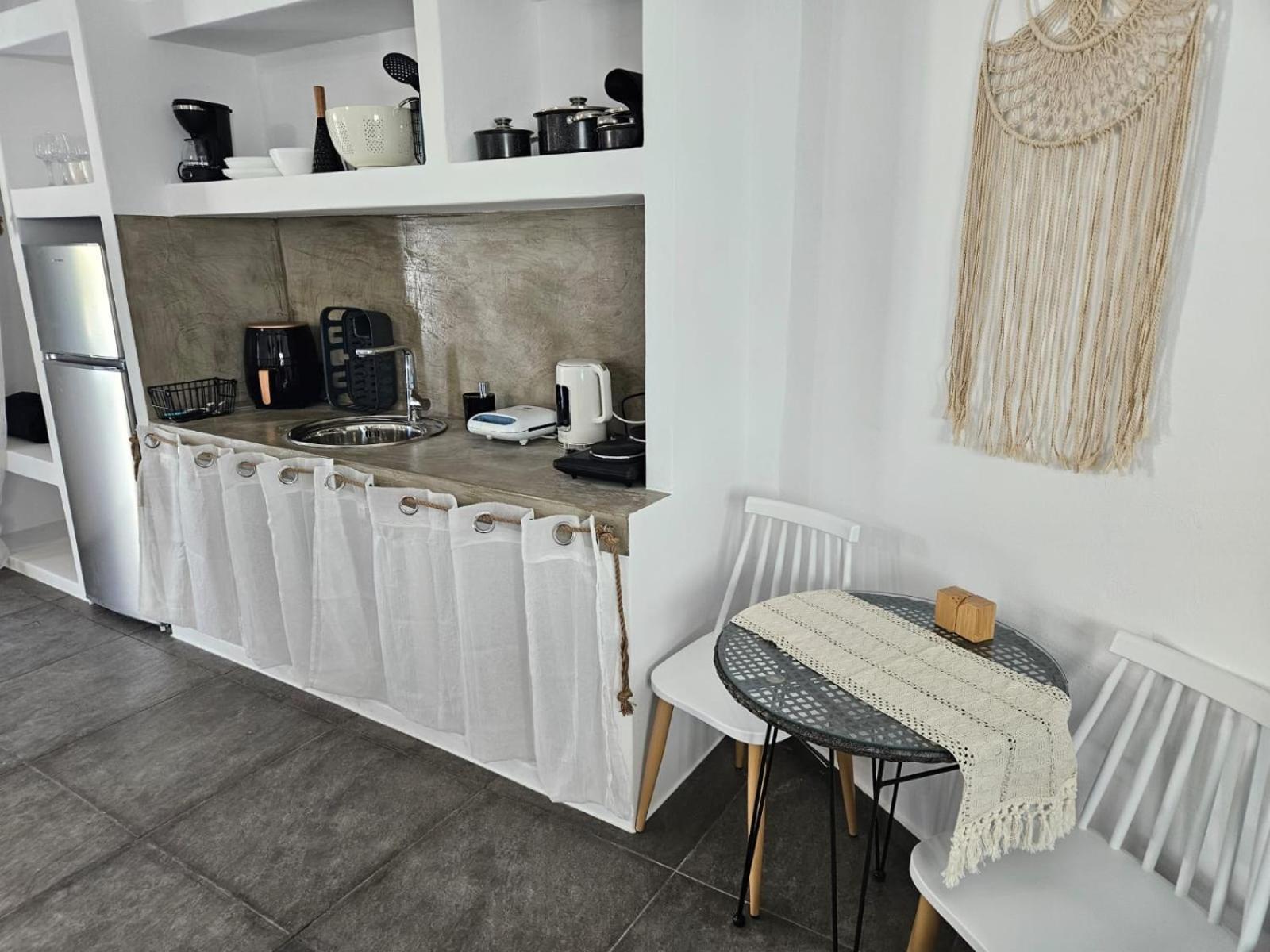 Eris Studios Adamantas  Ngoại thất bức ảnh