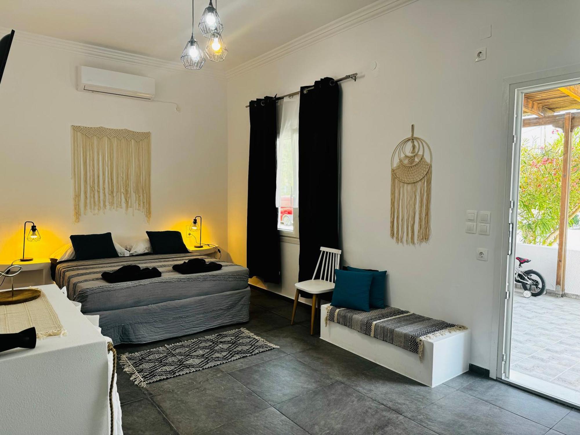Eris Studios Adamantas  Ngoại thất bức ảnh
