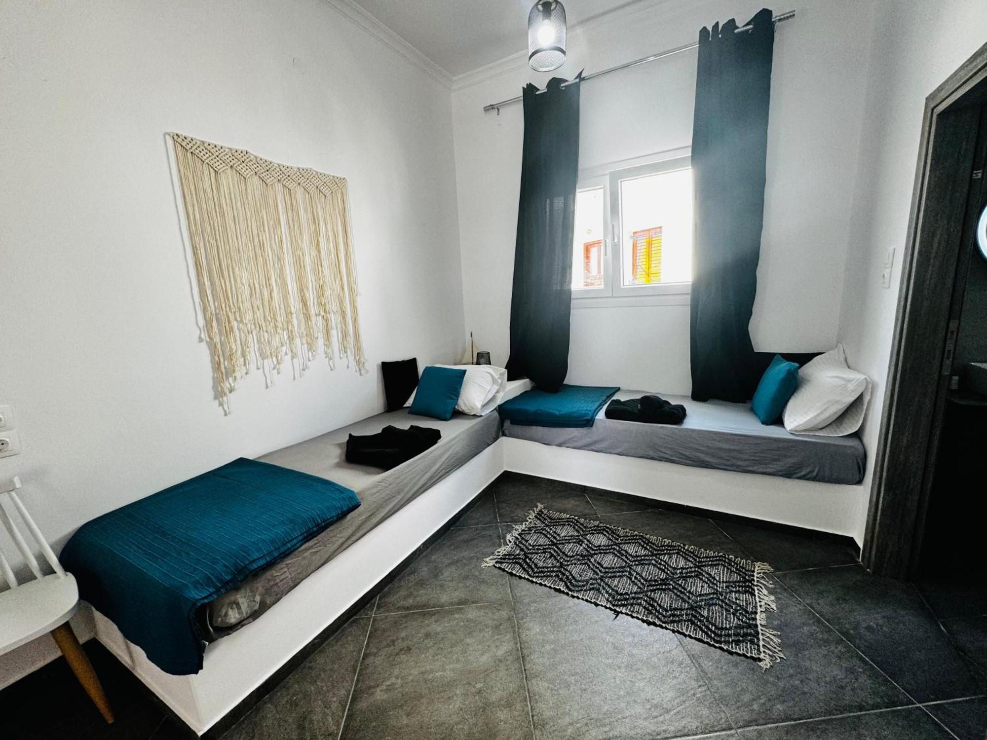 Eris Studios Adamantas  Ngoại thất bức ảnh