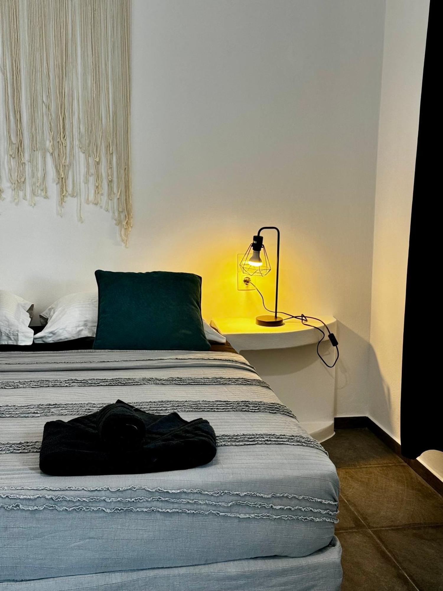 Eris Studios Adamantas  Ngoại thất bức ảnh