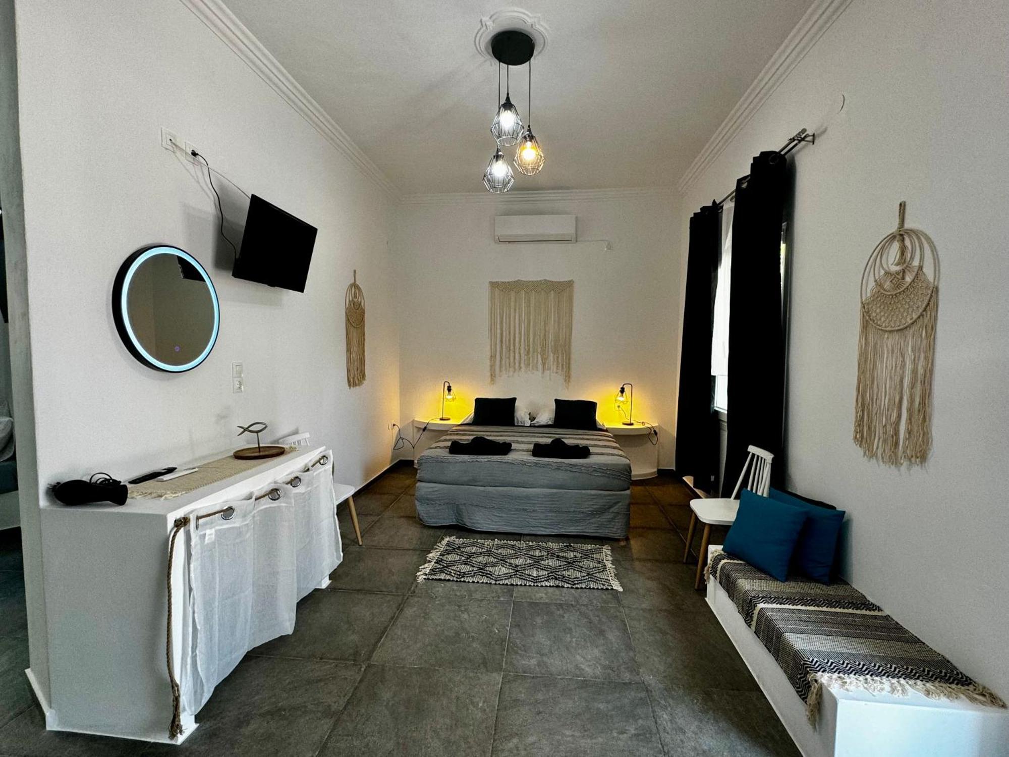 Eris Studios Adamantas  Ngoại thất bức ảnh